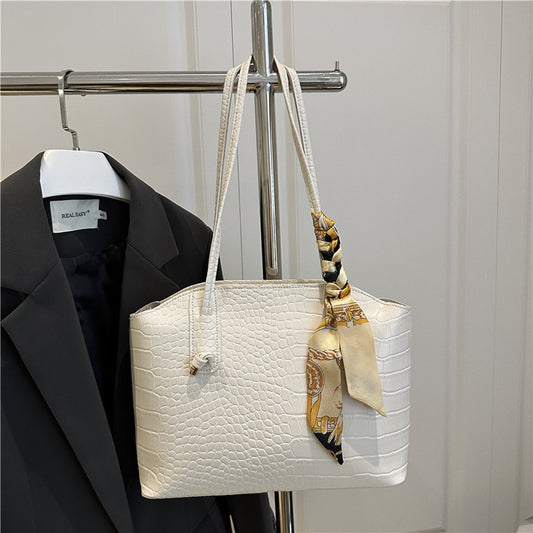 Fashion Casual Red Large Capacity Handbag