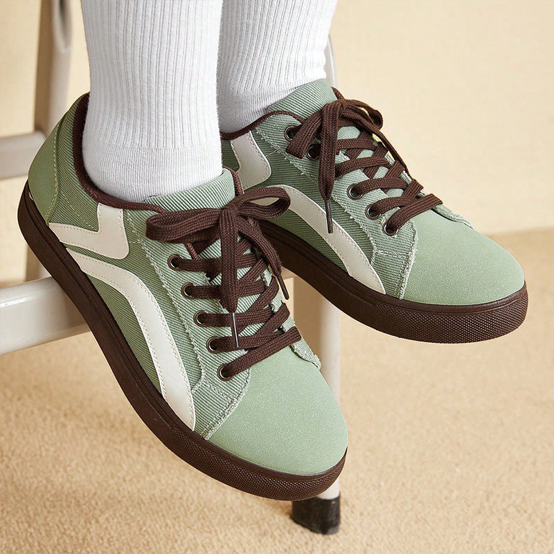 Match Niche American Teenagers Skateboard Shoes Women