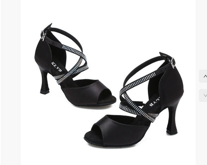 Hot Drilling Latin Dance Shoes Soft Bottom