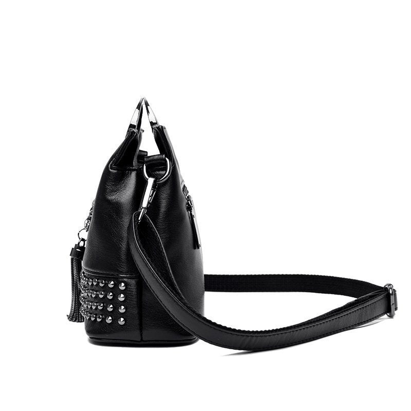 Multi-rivet Portable Fashion Handbag Trendy Tassel Single Shoulder Messenger