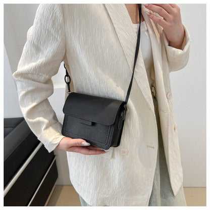 Versatile Retro Shoulder Crossbody Bag