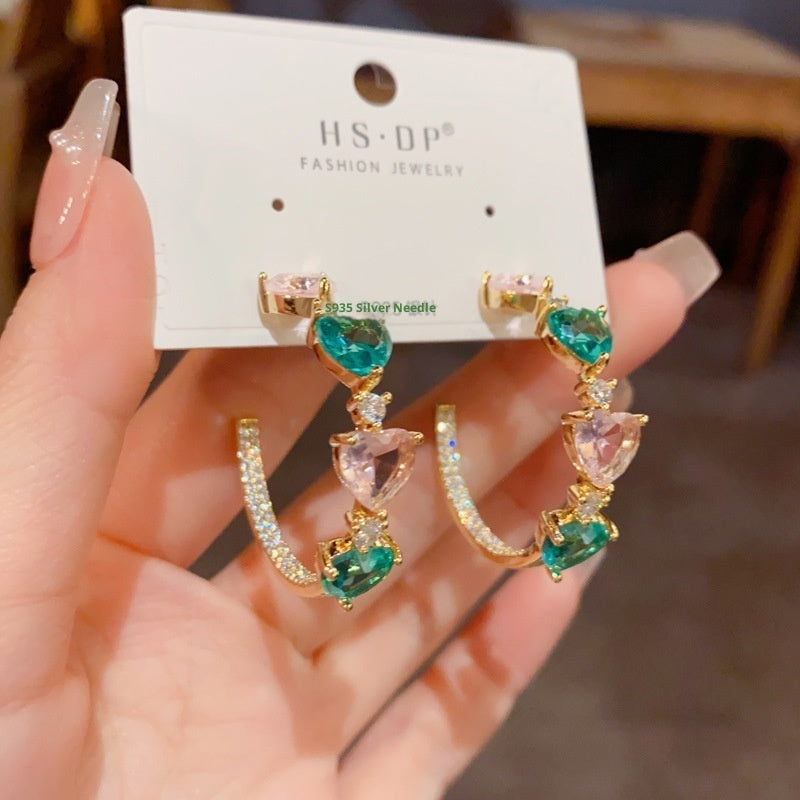 Colored Loving Heart C- Shaped Ear Ring