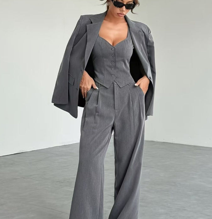 A Three-piece Solid Color Women's Front-buttoned Long-sleeved Pocket Lapel Top