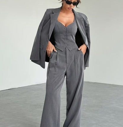 A Three-piece Solid Color Women's Front-buttoned Long-sleeved Pocket Lapel Top